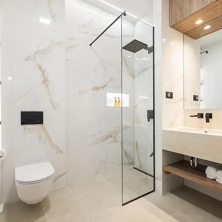 De Pusterla Luxury Πανσιόν Ζαντάρ