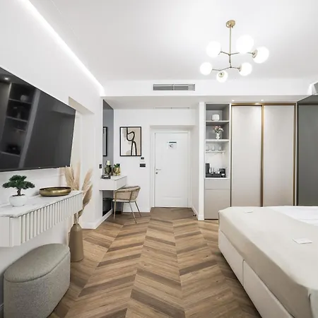 De Pusterla Luxury 게스트하우스