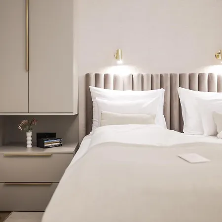De Pusterla Luxury 게스트하우스