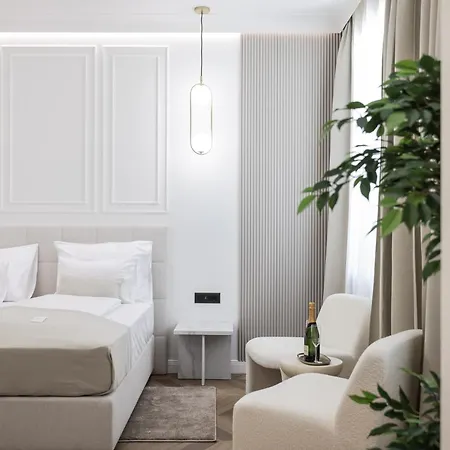 De Pusterla Luxury 게스트하우스 4*