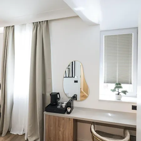 게스트하우스 De Pusterla Luxury 4*