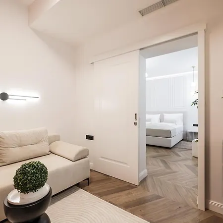 De Pusterla Luxury 게스트하우스 4*