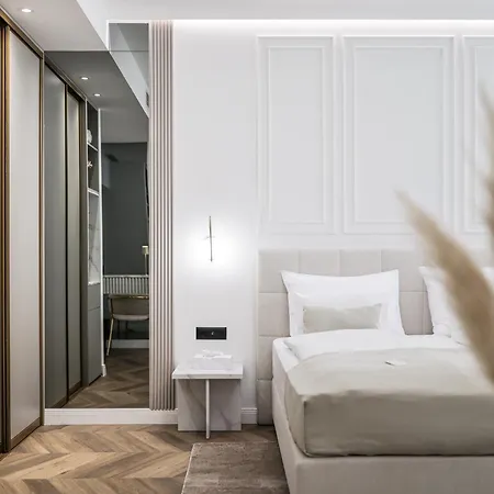 De Pusterla Luxury