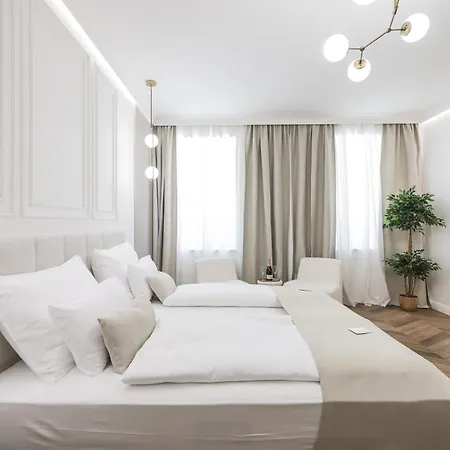 게스트하우스 De Pusterla Luxury 4*