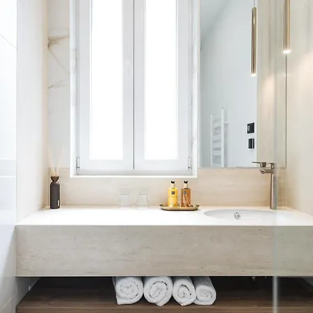 De Pusterla Luxury 게스트하우스 4*