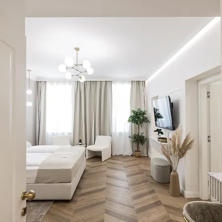 게스트하우스 De Pusterla Luxury 4*