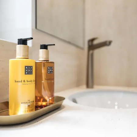 De Pusterla Luxury 게스트하우스 4*