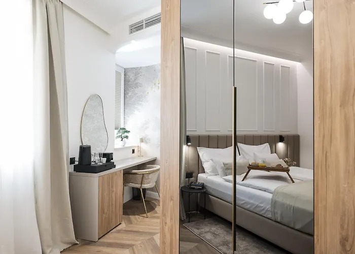 De Pusterla Luxury Guest house 4*